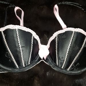 Black Bra 36B